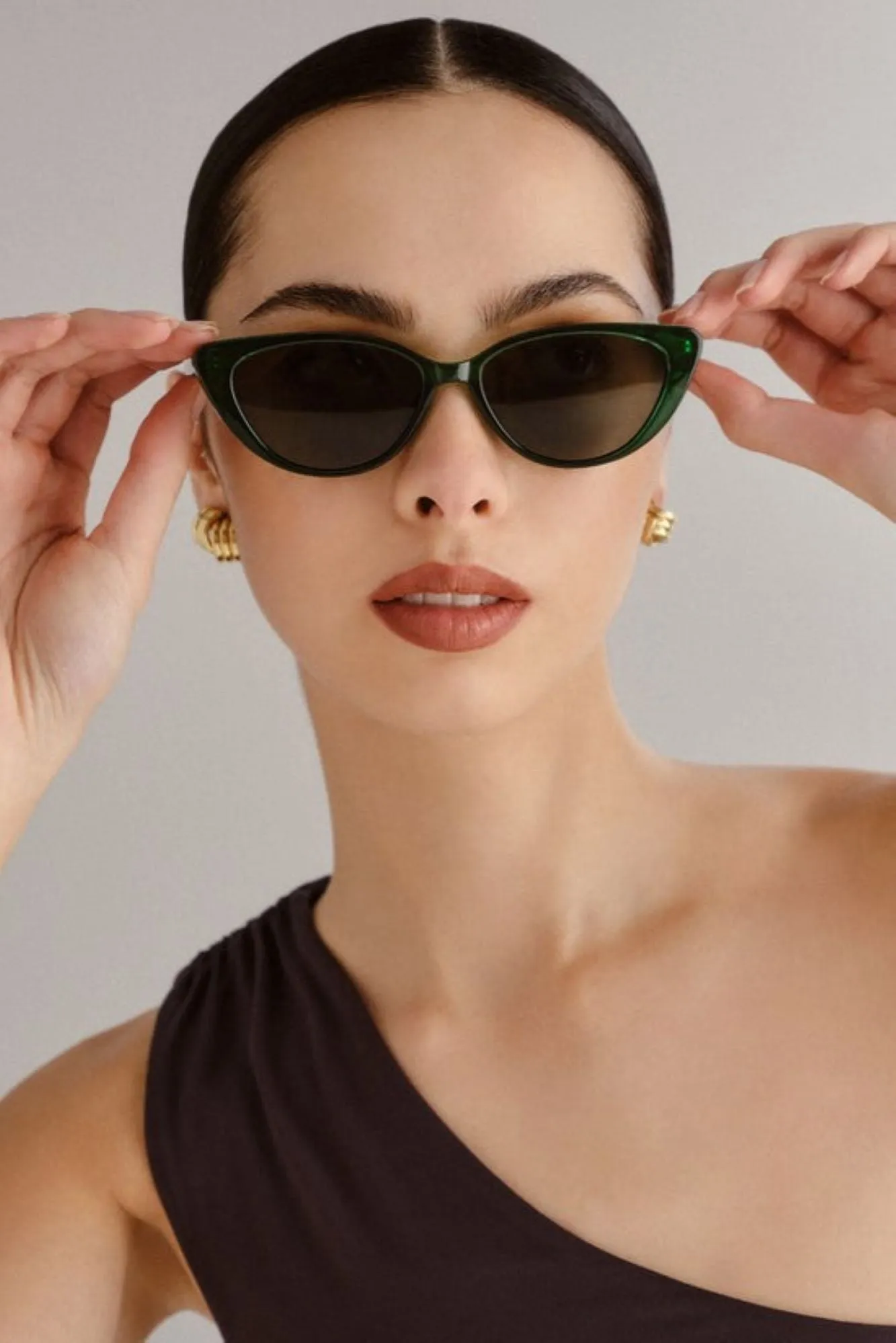 Aire Amalthea Sunglasses Green