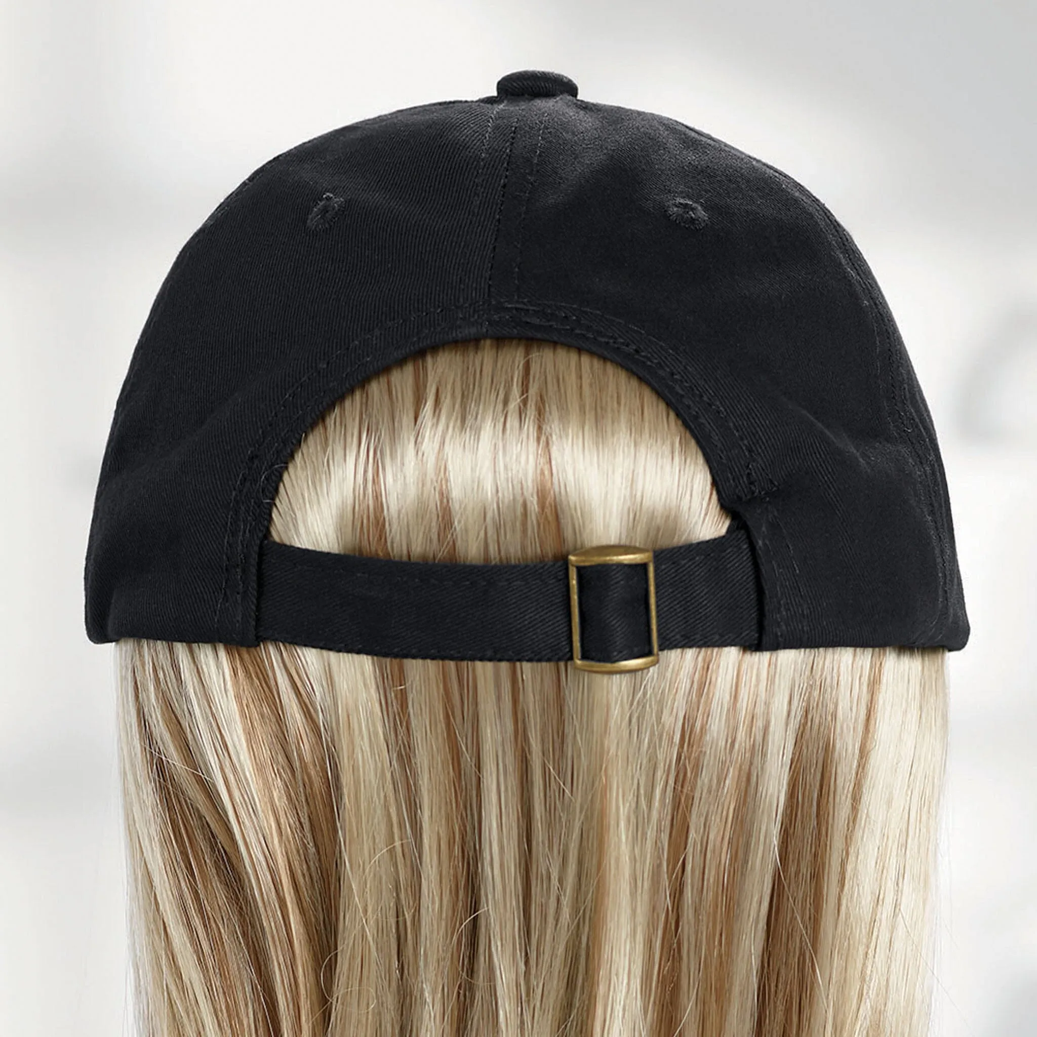 Classic Wig with Black Hat