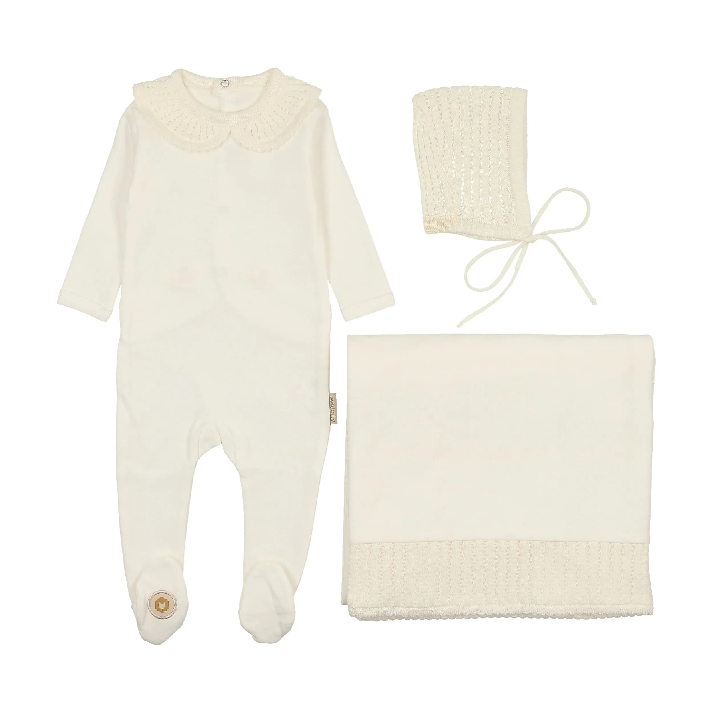 GRACEFUL COLLAR LAYETTE SET IVORY