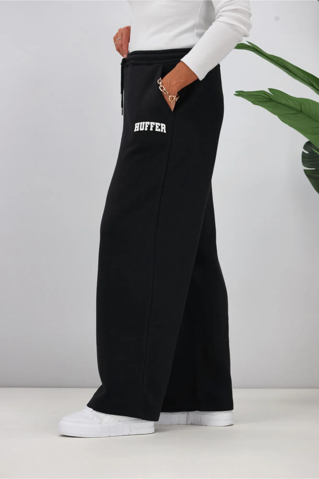 Huffer Easy Trackpant Black