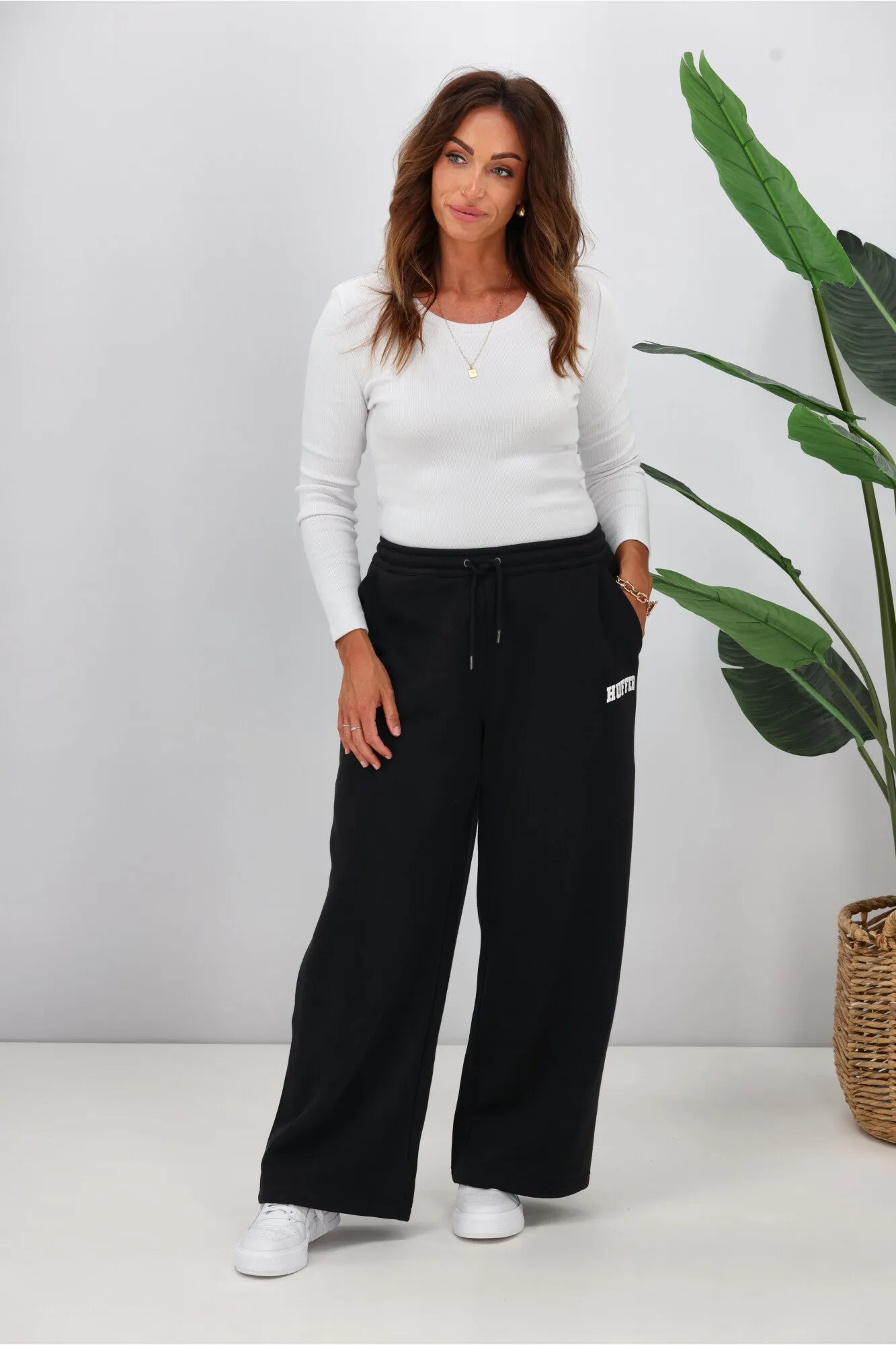 Huffer Easy Trackpant Black