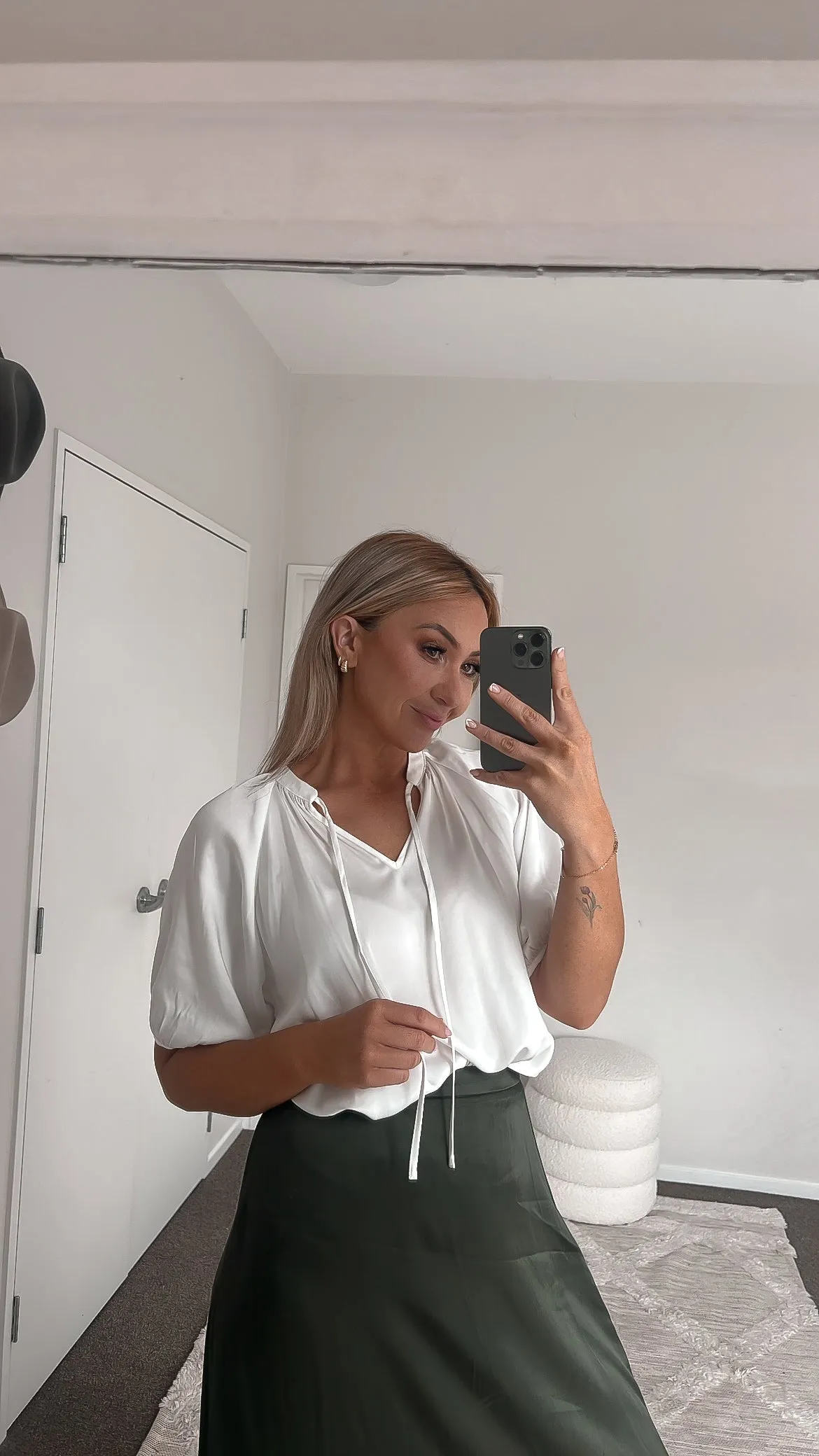 Jane James Ainsley V Neck Blouse Ivory Satin
