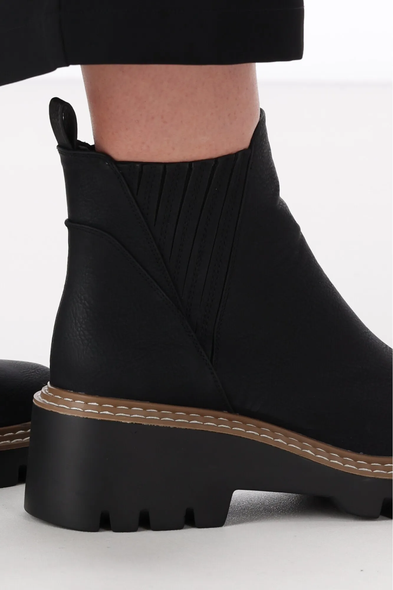 Los Cabos Vittoria Boot Black