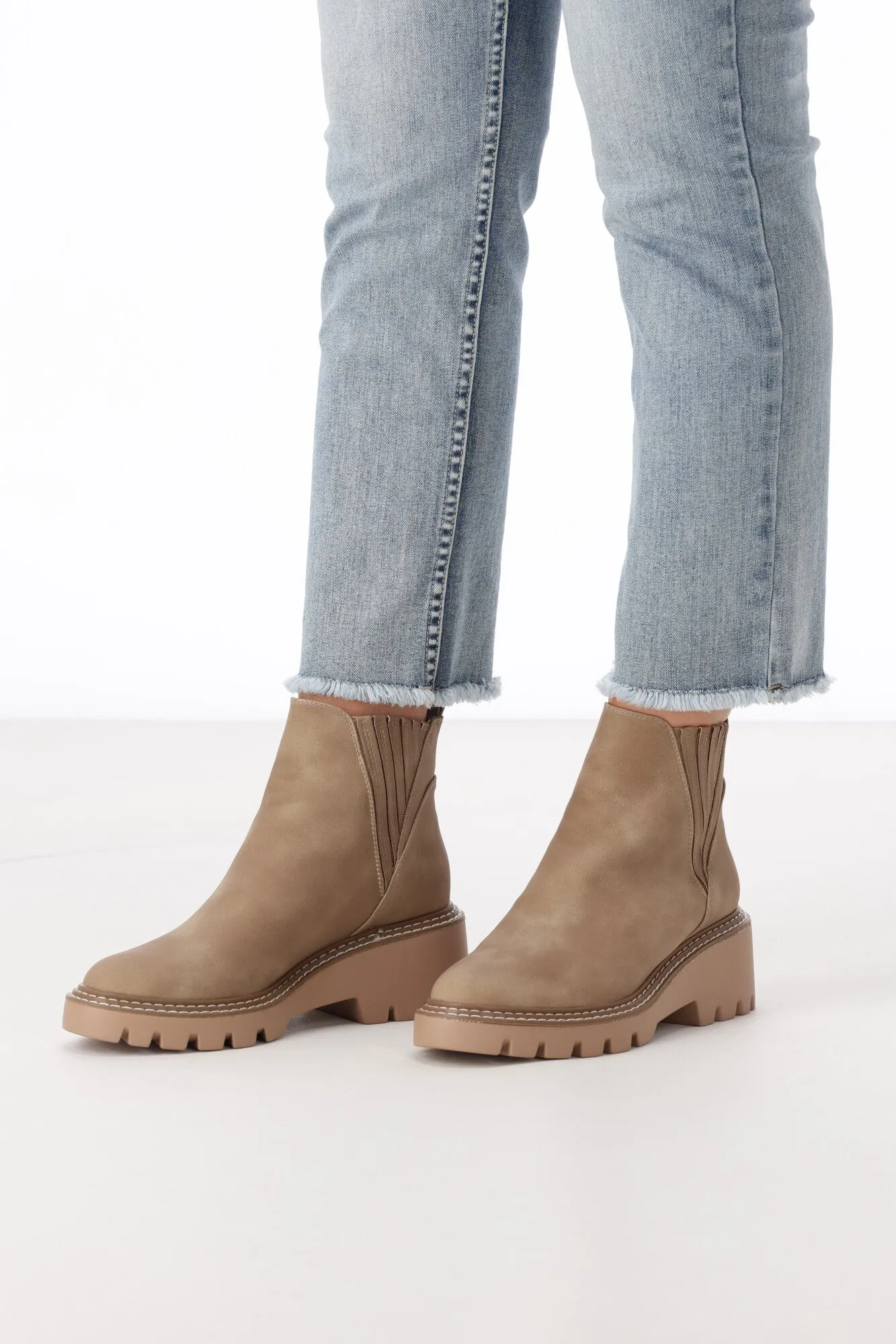 Los Cabos Vittoria Boot Taupe