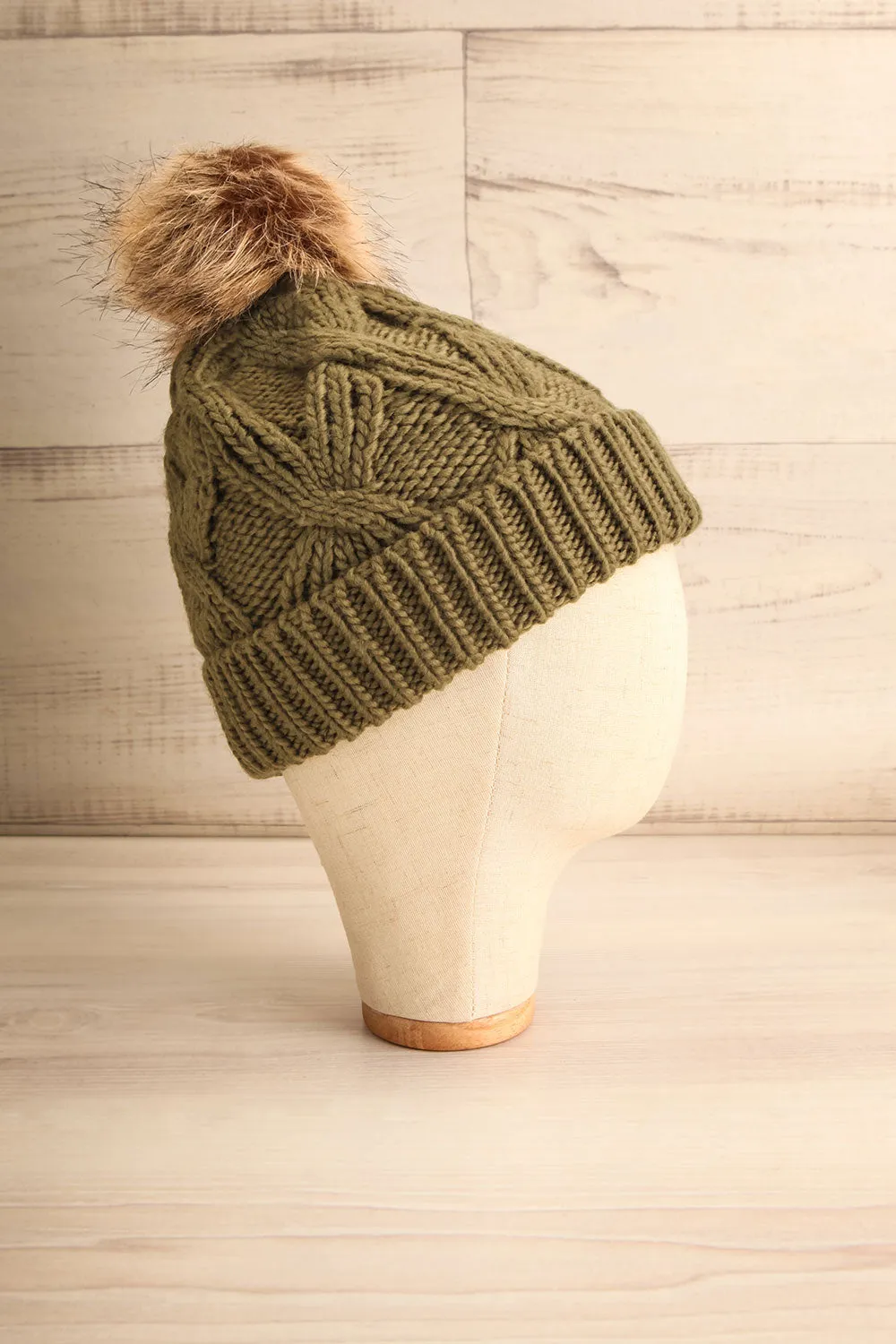 Muscaa Green | Knit Tuque w/ Pompom