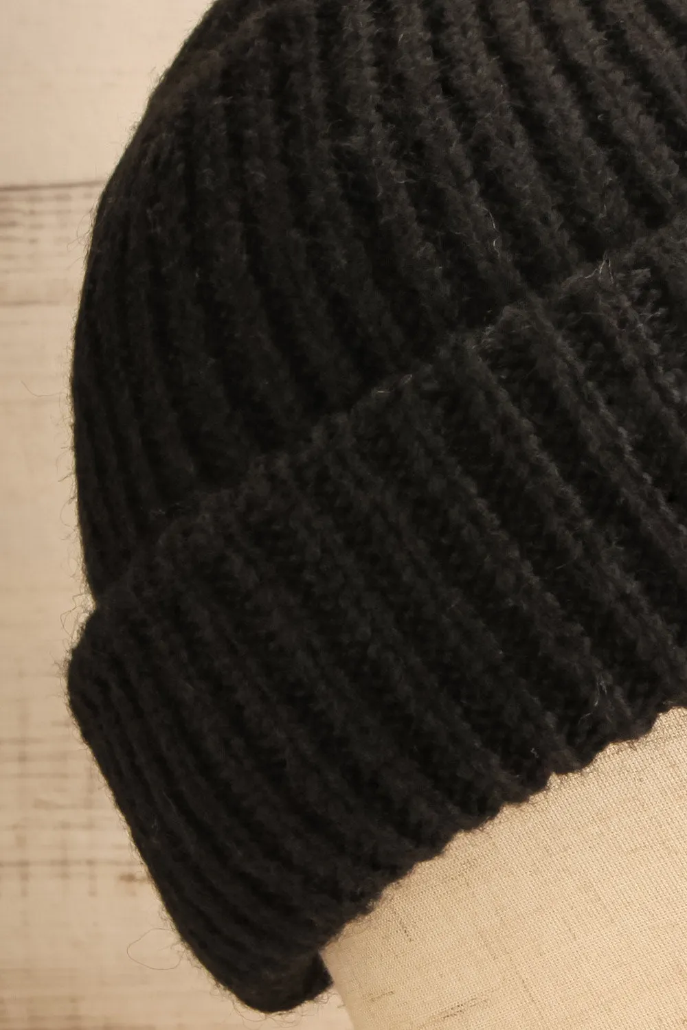 Phoenix Black | Rolled Up Knit Tuque