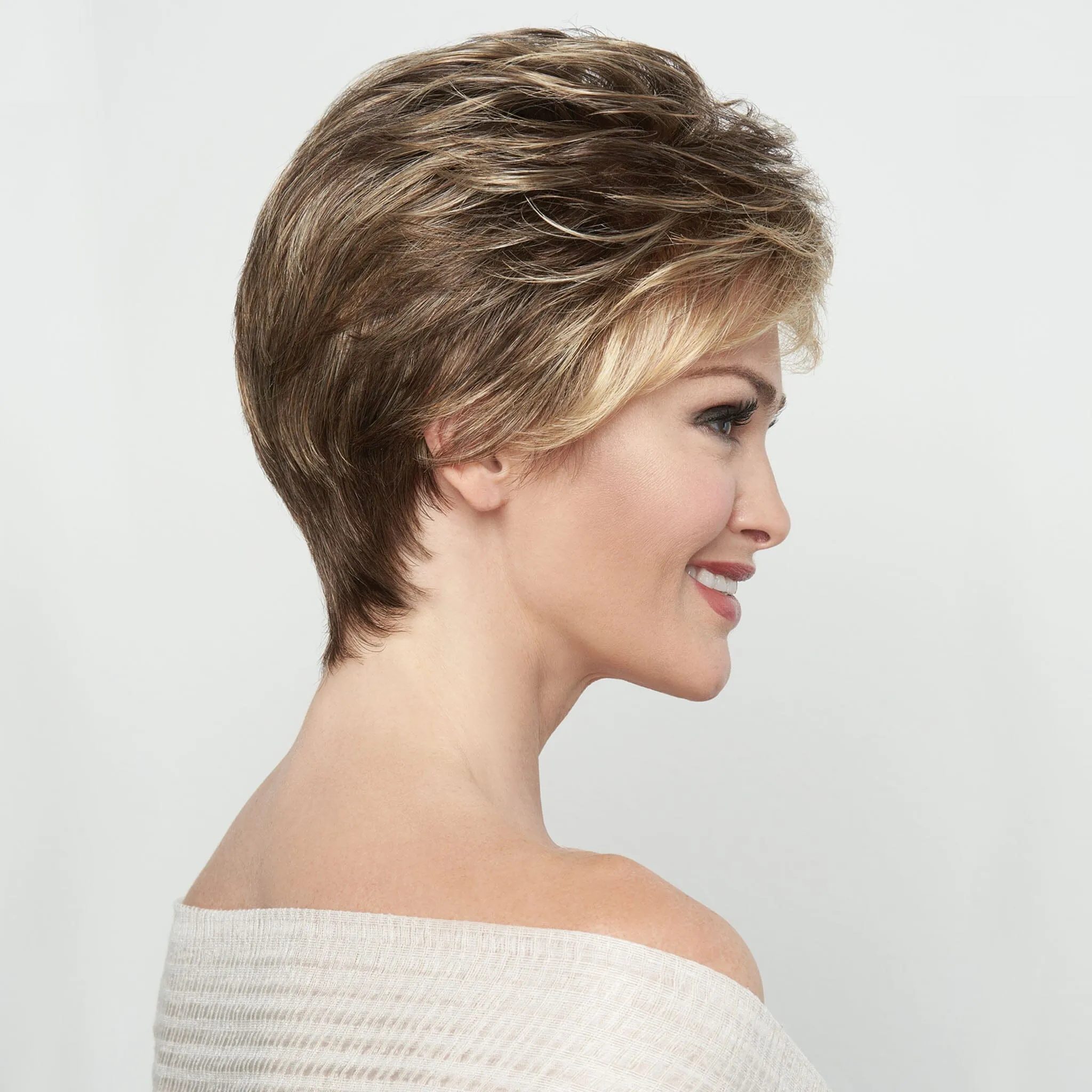 Raquel Welch® Crushing On Casual Elite Wig