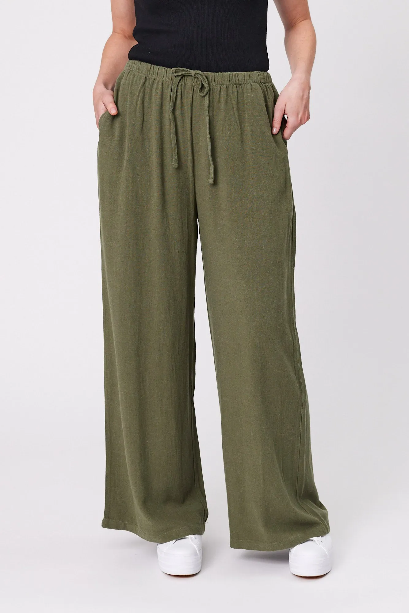 Shine On Essentials Woven Pant Khaki
