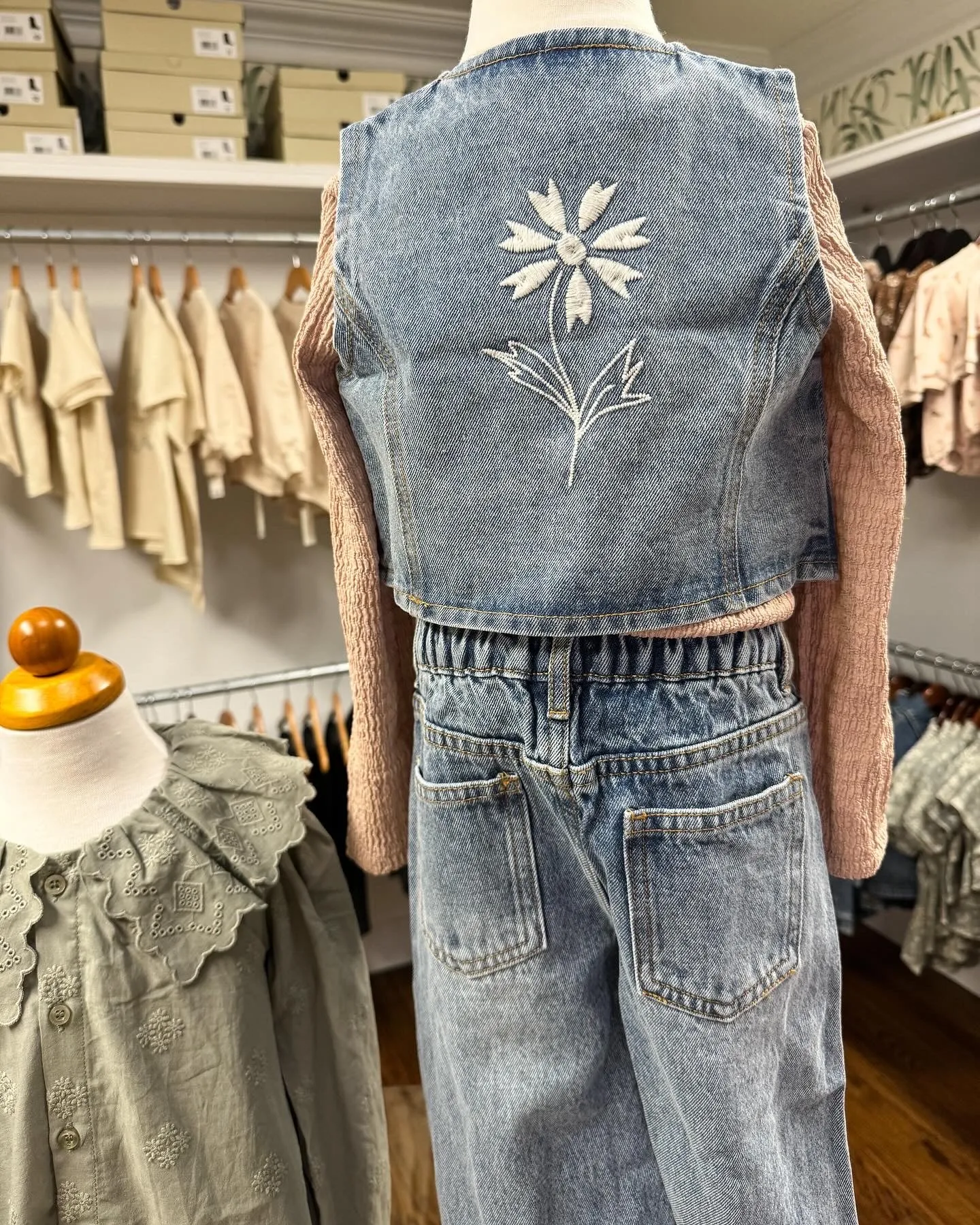 Straight Leg Pant || Light Washed Denim