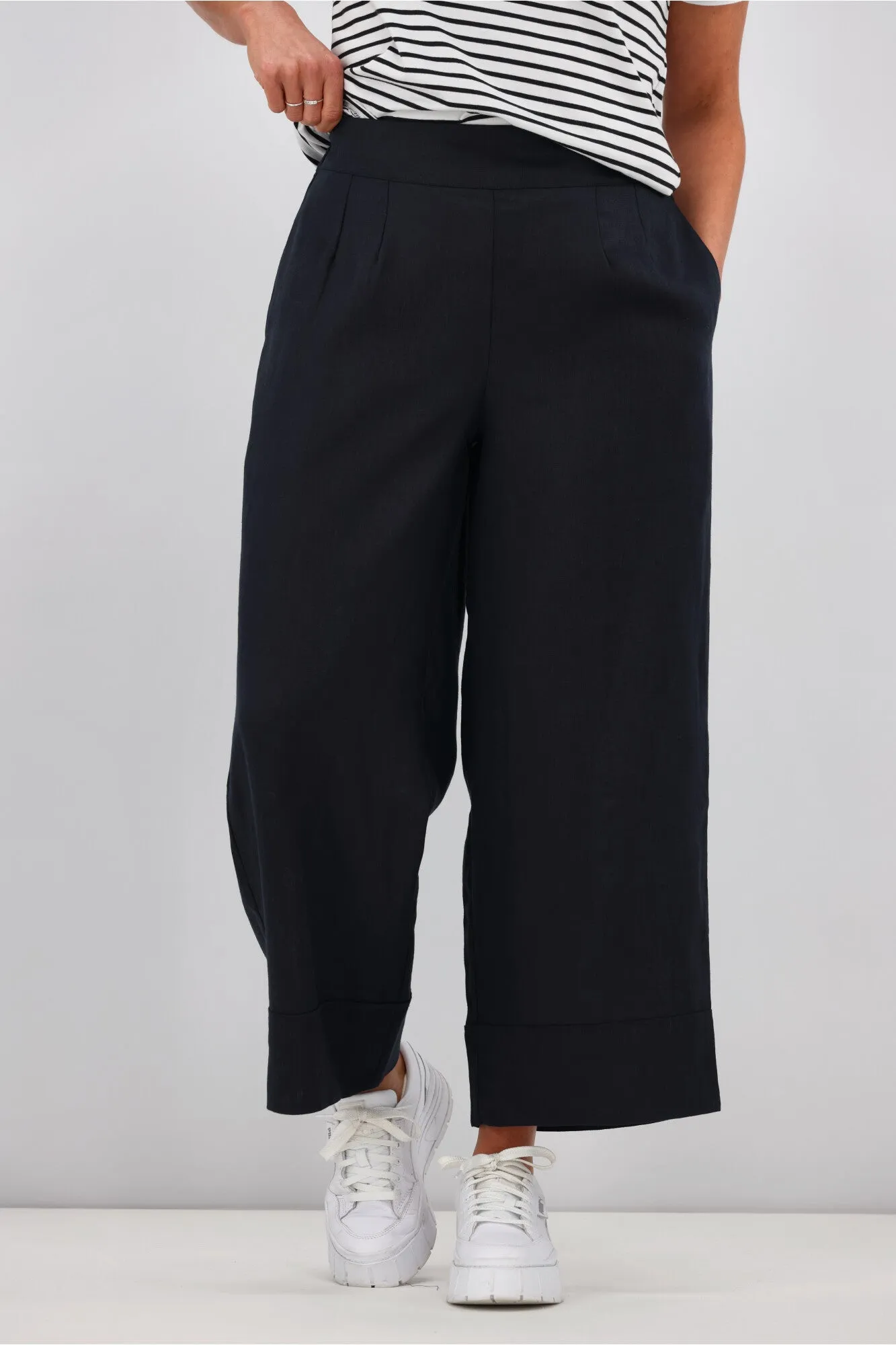 Tirelli Wide Leg Linen Pant Deep Navy
