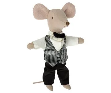 Waiter Mouse, Big Sister/Brother
